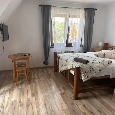 招待所 Agma 扎科帕内